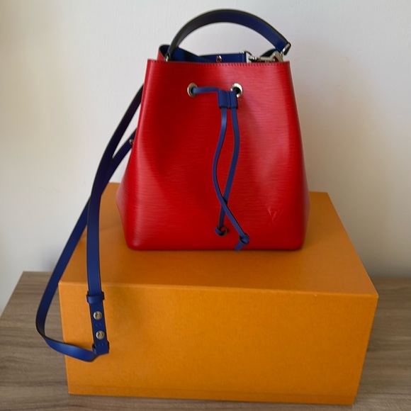 Brand New Louis Vuitton Epi Neonoe handbag - Picture 1 of 9